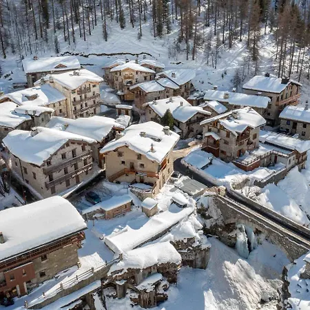 Du Fornet Val-dʼIsère